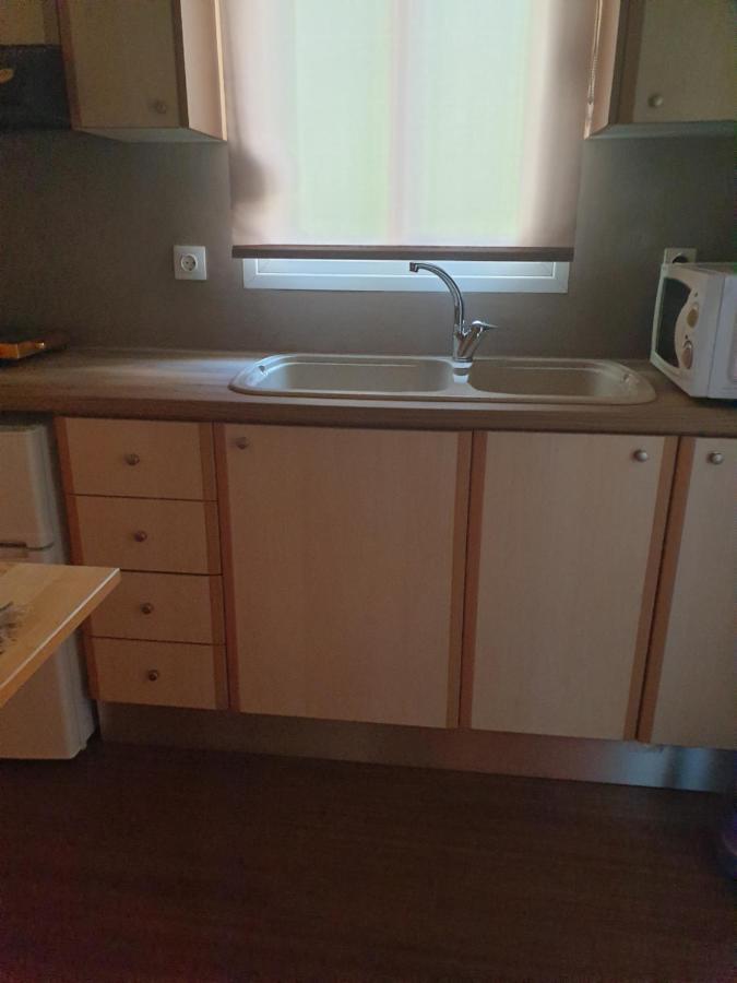 A Pleasent Small -Studio Close To The Port Of Volos Eksteriør bilde